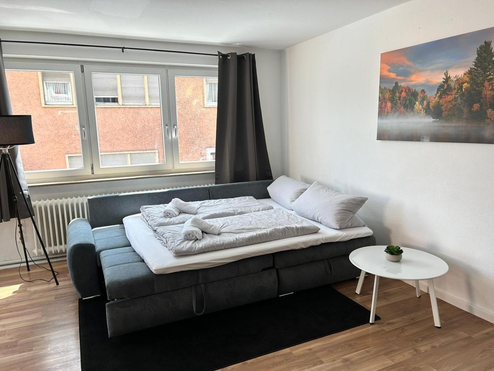 Unter Den Daechern Grillen In Bester Lage Innenstadt Stellplatz Heilbronn Extérieur photo